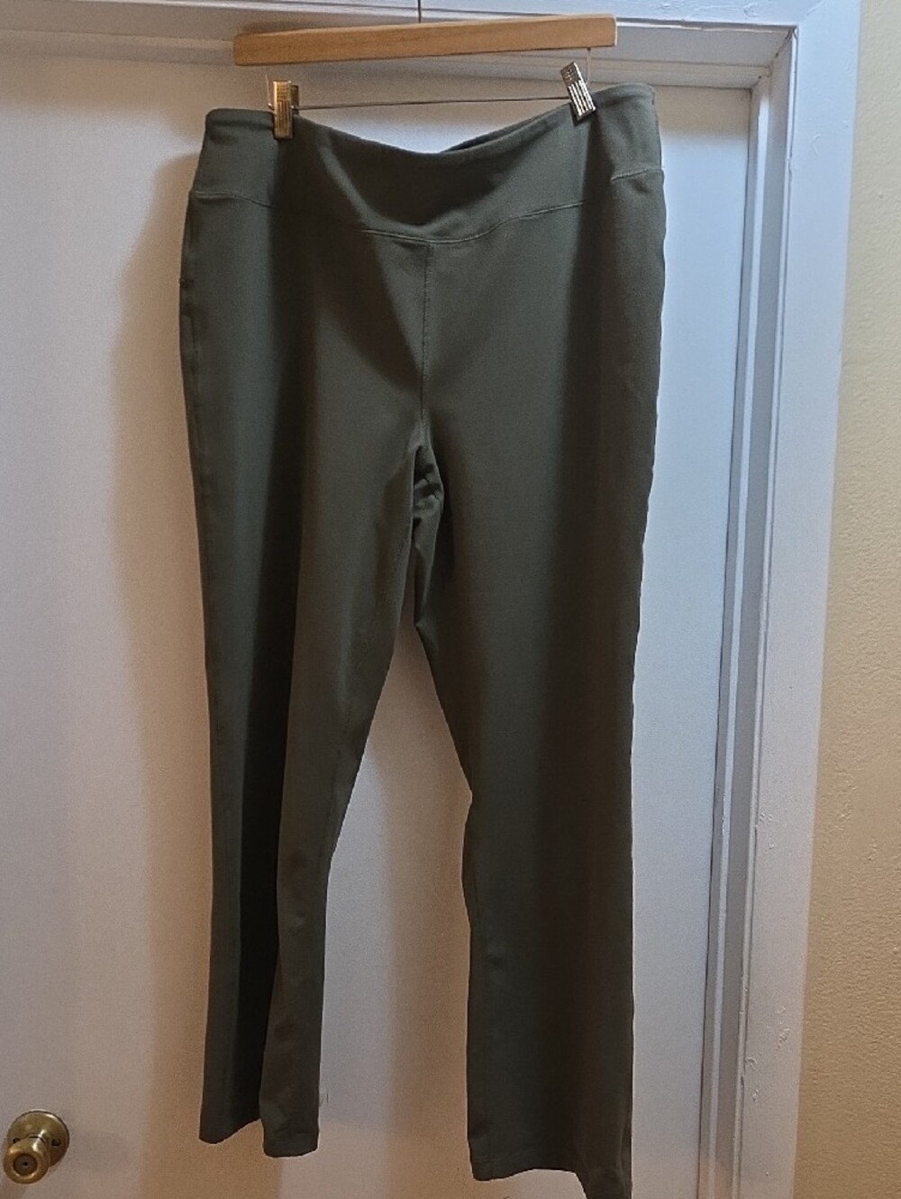 Lands' End Active Yoga Pants XL